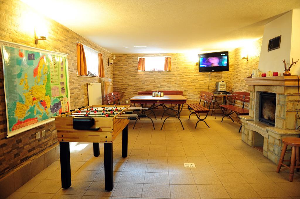 Noclegi Pod Orlikiem Centrum Ustrzyki Dolne Exterior photo
